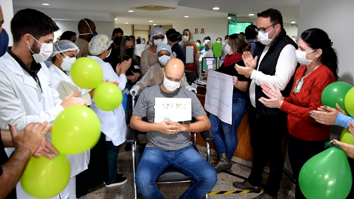 Altas de colaboradores emocionam equipes da Unimed Petrópolis