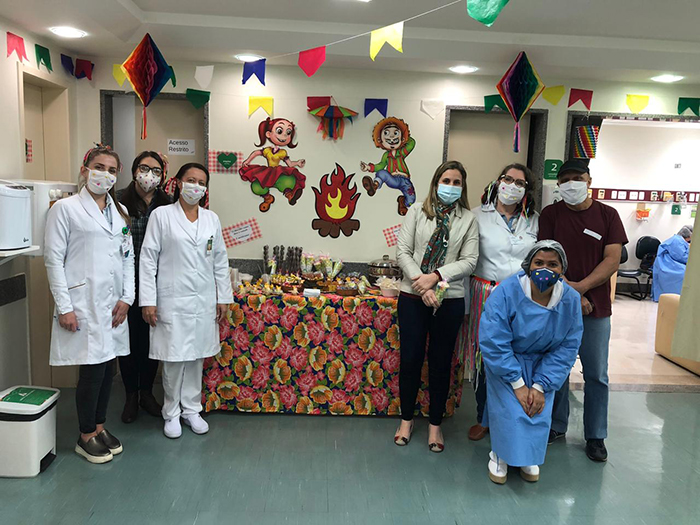 Equipe da Oncologia do Hospital Unimed Petrópolis realiza Festa Julina