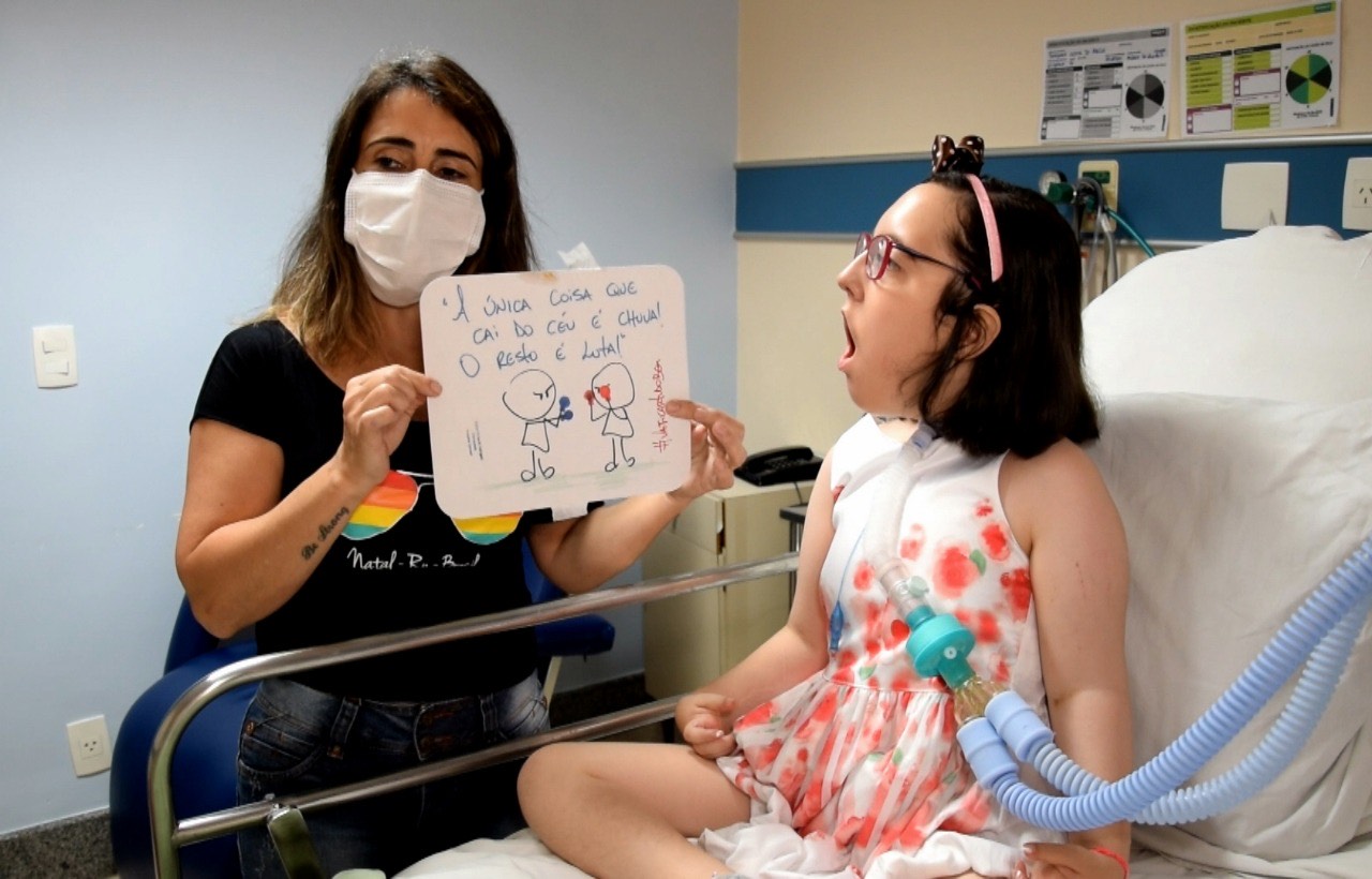 Paciente com necessidade especial vence nova síndrome associada ao novo coronavírus