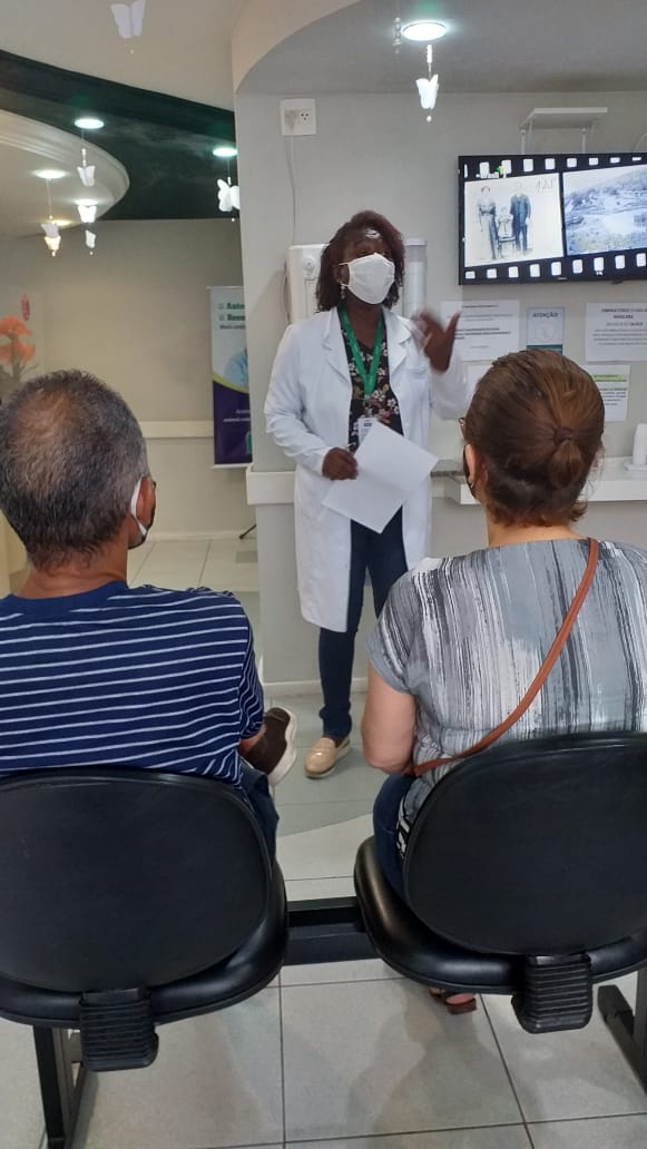 Centro de Atendimento Multidisciplinar Unimed debate saúde emocional com clientes e familiares