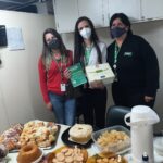 Novos colaboradores são recebidos com festa por suas equipes