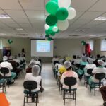 Outubro Rosa: Singular leva informação aos funcionários da Embelleze