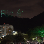 50 anos tem show de drones para celebrar aniversário