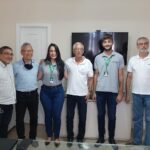 Costa Verde parabeniza aniversariantes da cooperativa