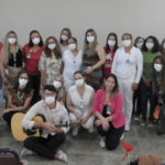 Mãe participam de Roda de Conversa na UCS