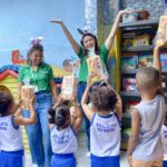 Surpresa do coelhinho: Colaboradores doam chocolates para crianças de nove instituições