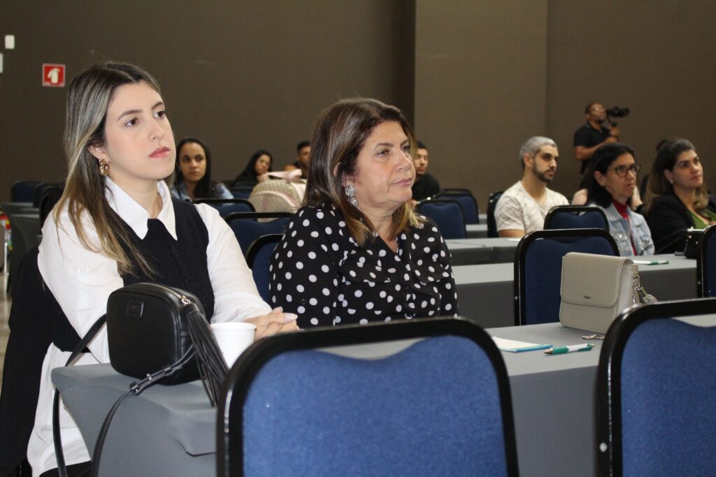 Agosto Dourado: Alimente com amor e proteção