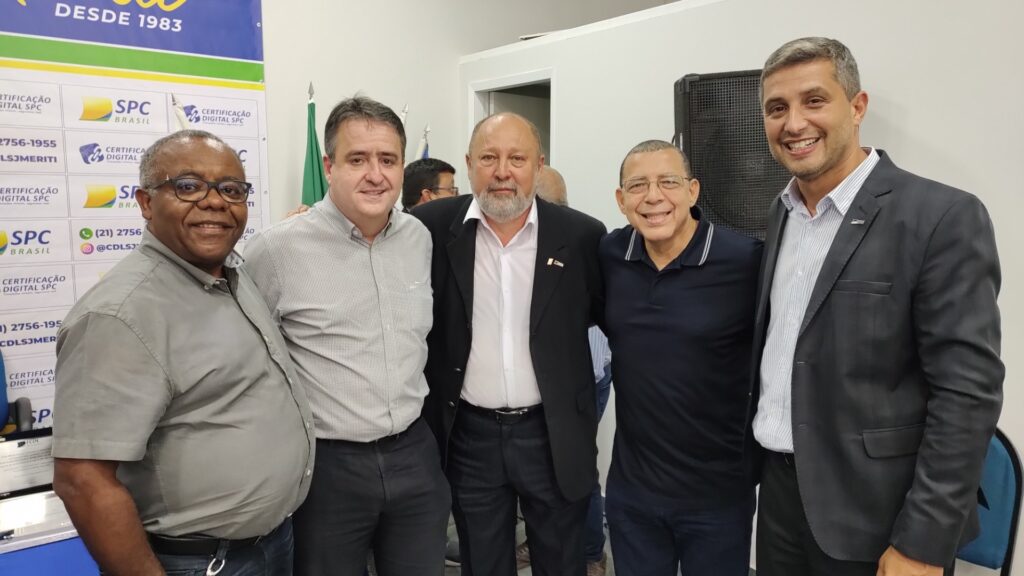 Unimed Nova Iguaçu e Federação das Câmaras de Dirigentes Lojistas do estado fortalecem parceria