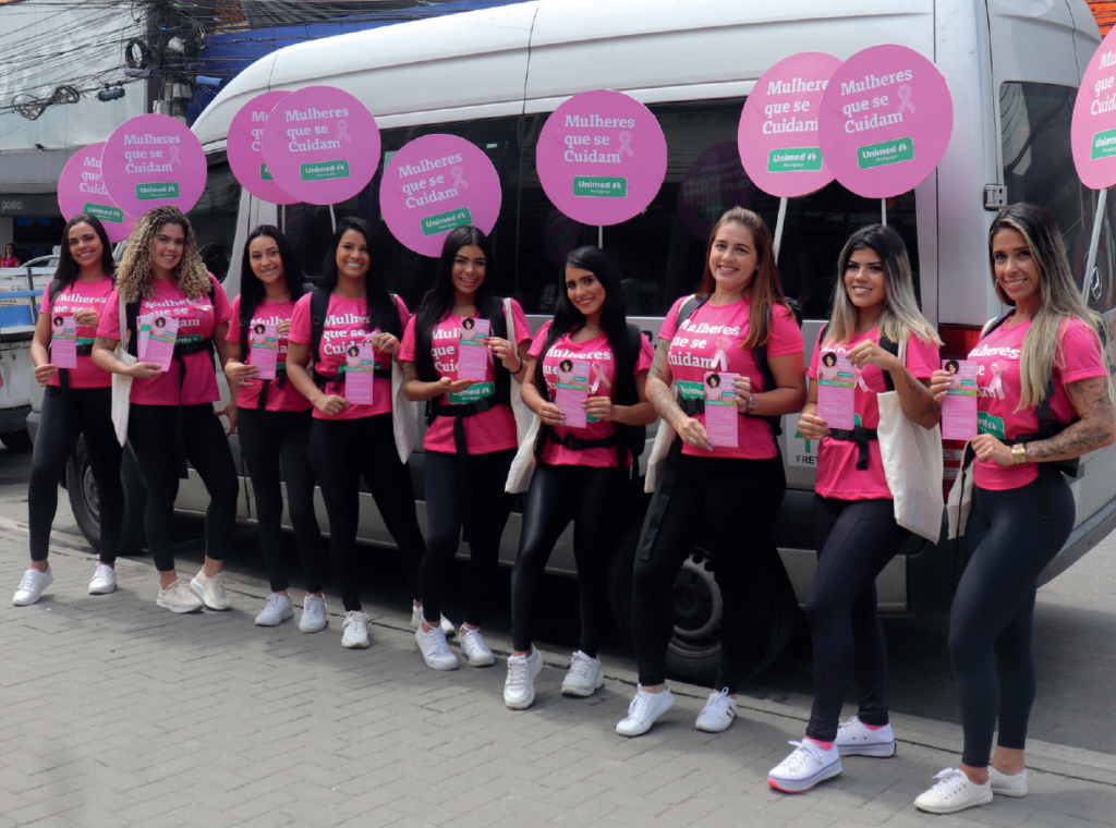 Cooperativa alcança milhares de pessoas no Outubro Rosa