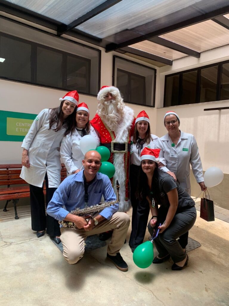 Cantata de Natal é realizada no hospital