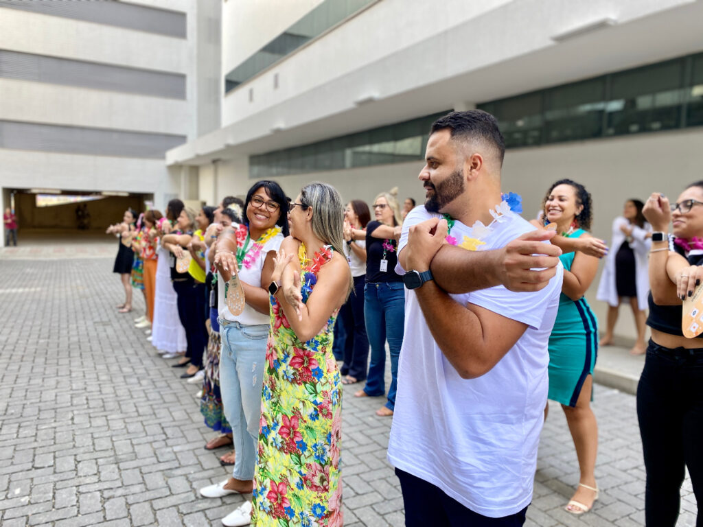 Ginástica laboral no ritmo da folia
