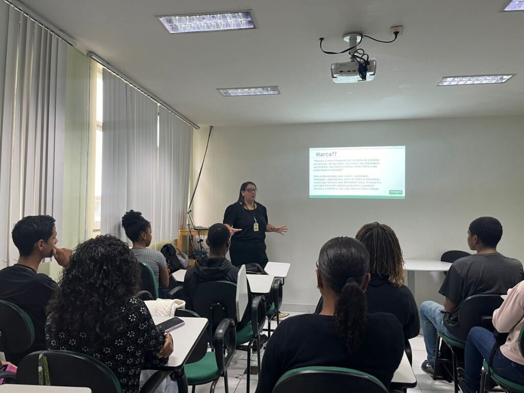 Encontro com os estagiários e jovens aprendizes