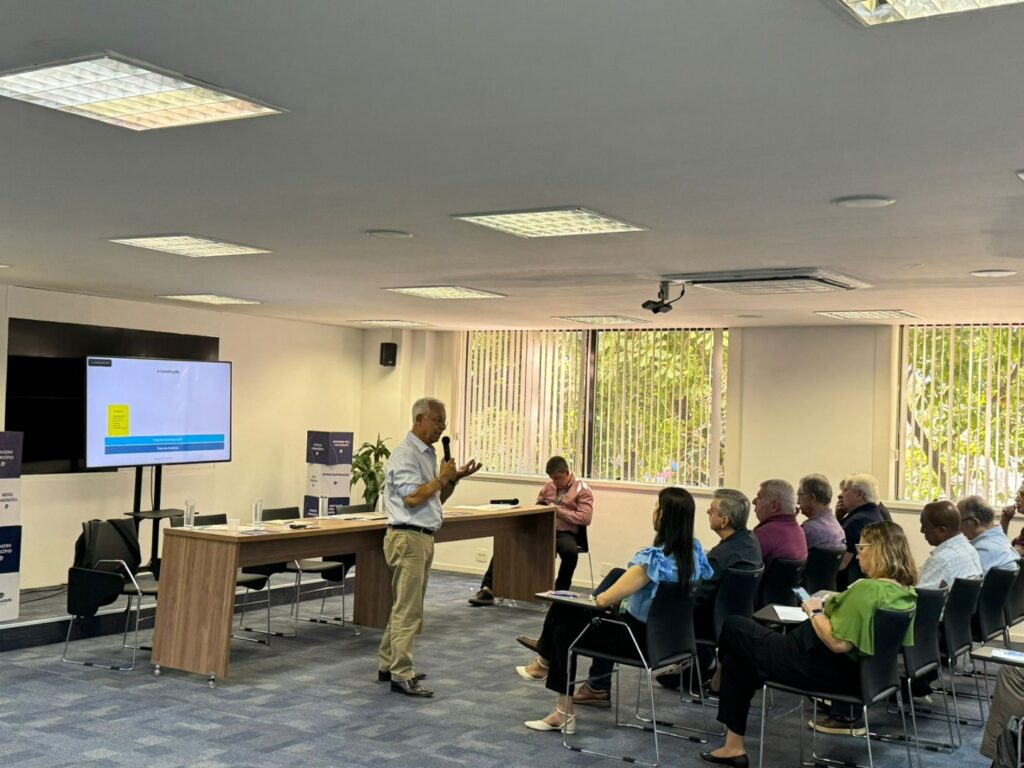 Cooperativa apresenta para as Singulares plano de reestruturação