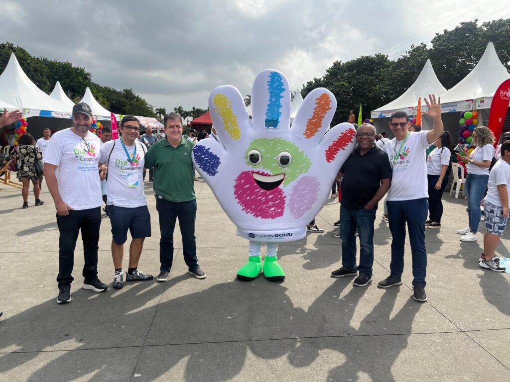 Dia de Cooperar: Diretores participam de evento da OCB-RJ