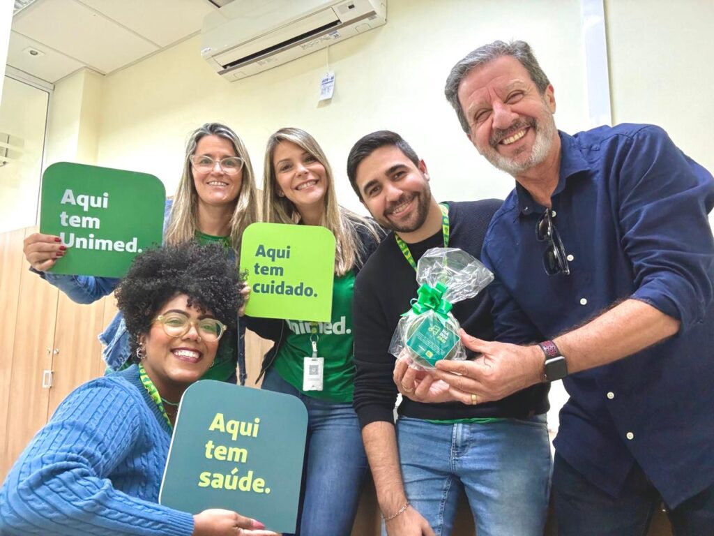 Dia dos Pais é comemorado em cooperativa com uma surpresa