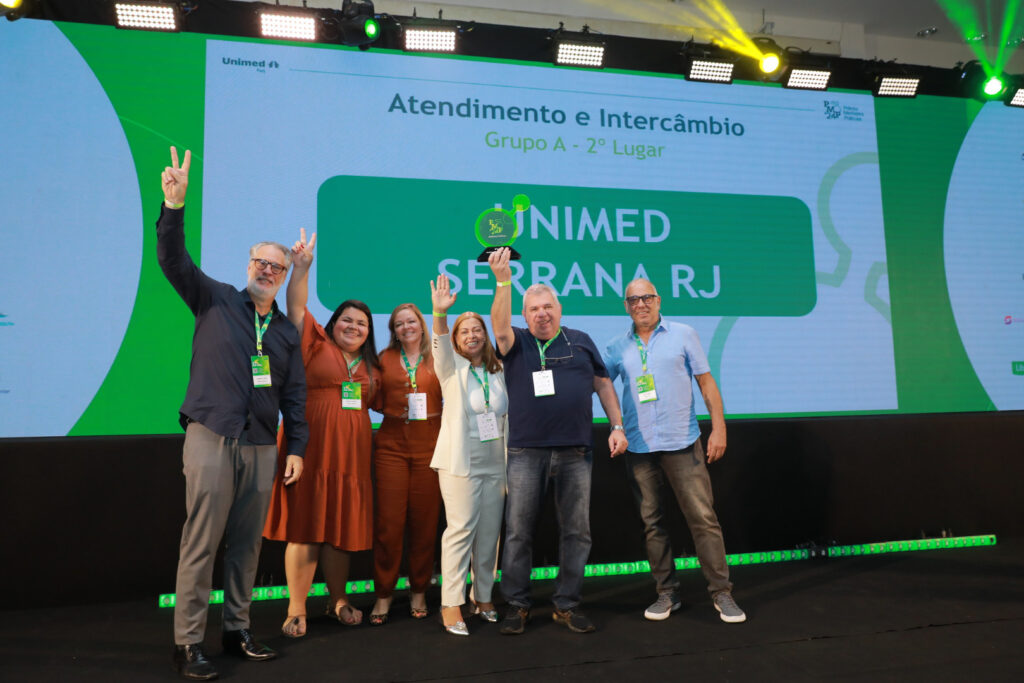 Singular participa do 32° SUERJ e recebe prêmio no 13° PMP
