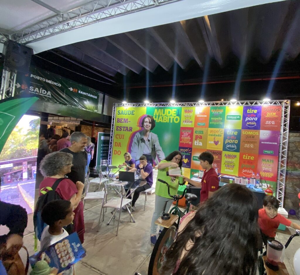 Singular promove ativação de Mude1Hábito em feira local