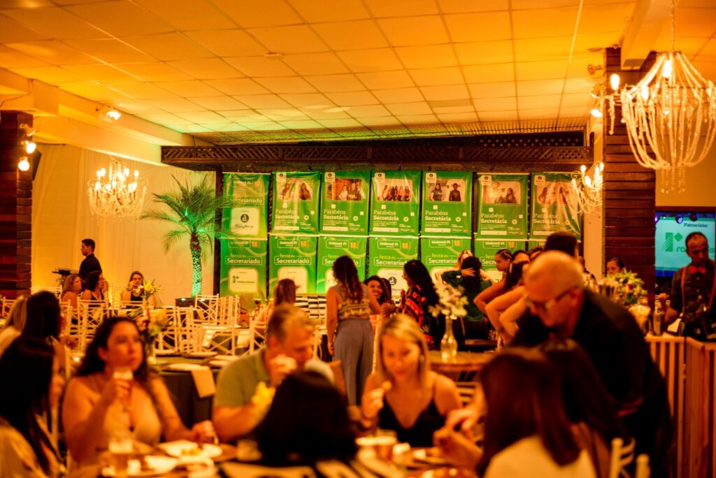 Dia da Secretária é celebrado por operadora