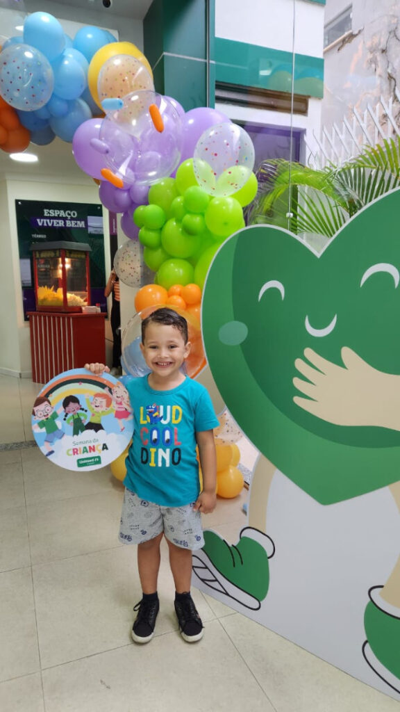 Ação do mês das crianças encanta famílias