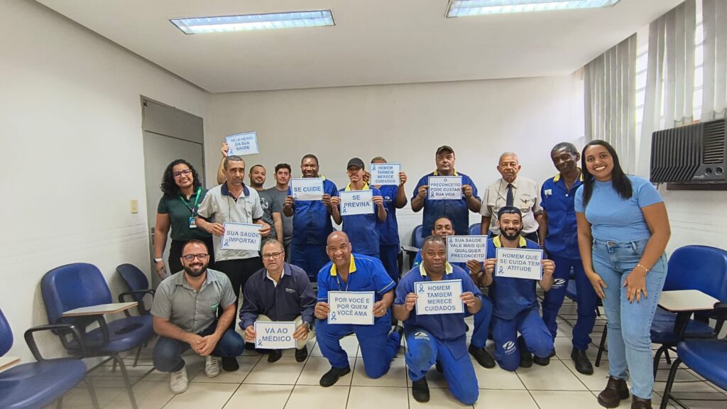 Palestras são realizadas em empresas parceiras