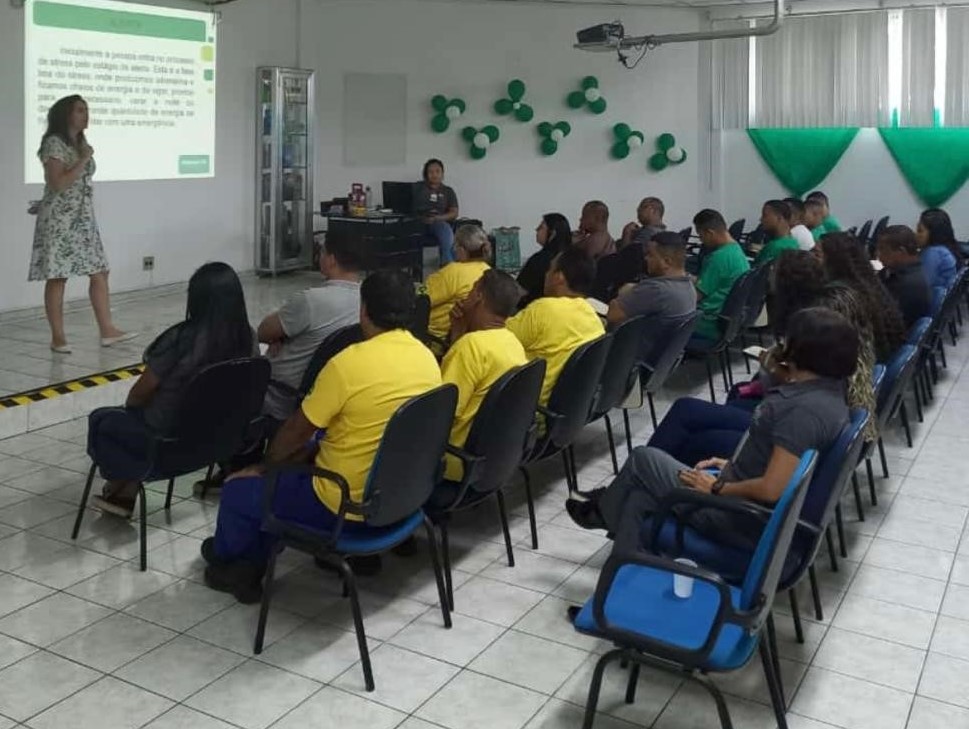 Equipe do NAS promove ações de prevenção para empresas clientes