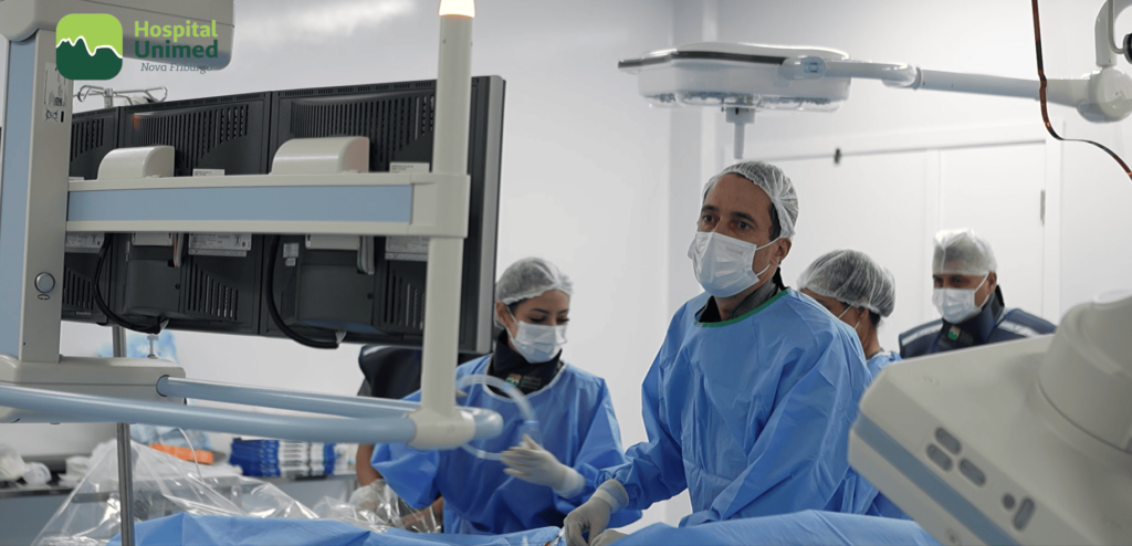 Primeiro tratamento de aneurisma cerebral por técnica endovascular é realizado em hospital