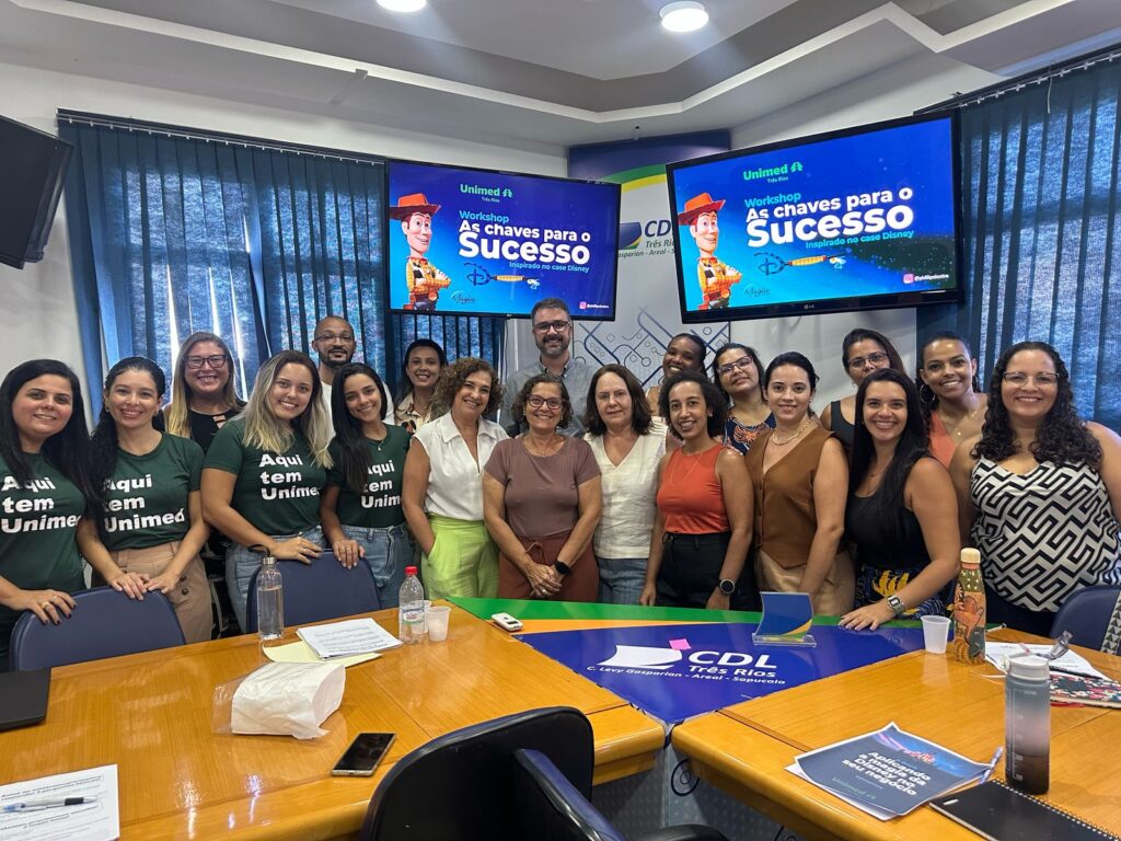 Equipe do Espaço Viver Bem realiza treinamento da Disney