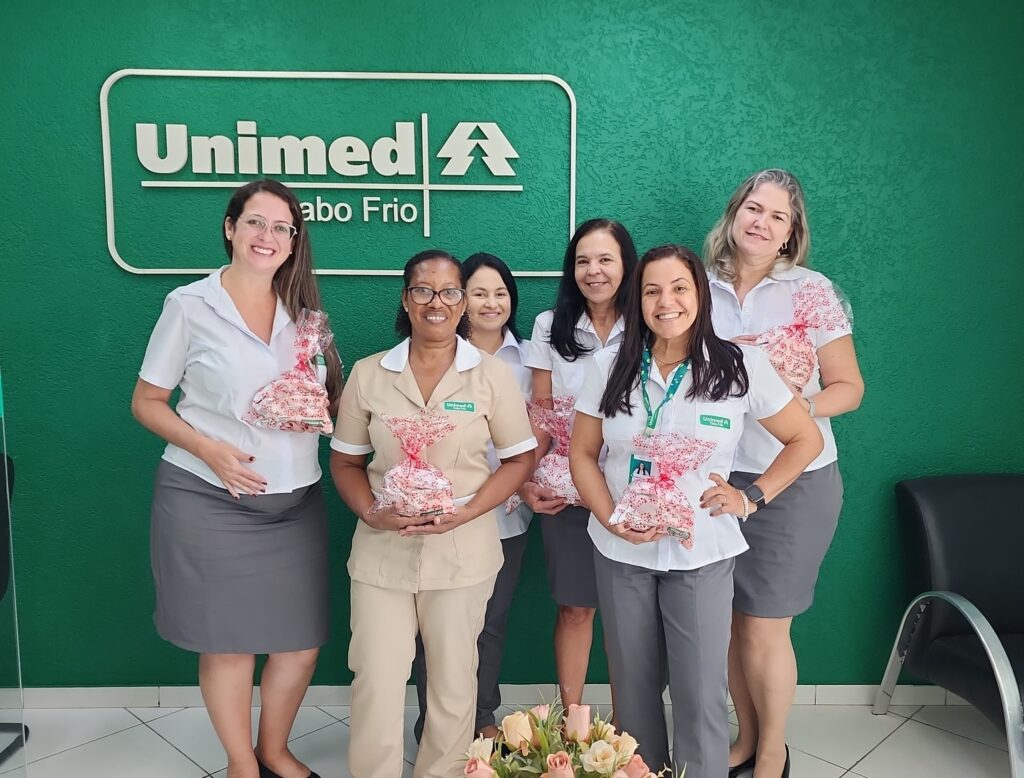 Homenagem de Dia das Mães presenteia colaboradoras