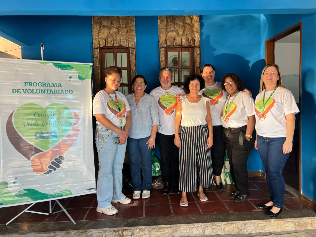 Grupo voluntário realiza doação à Associação Formiguinhas do Bem