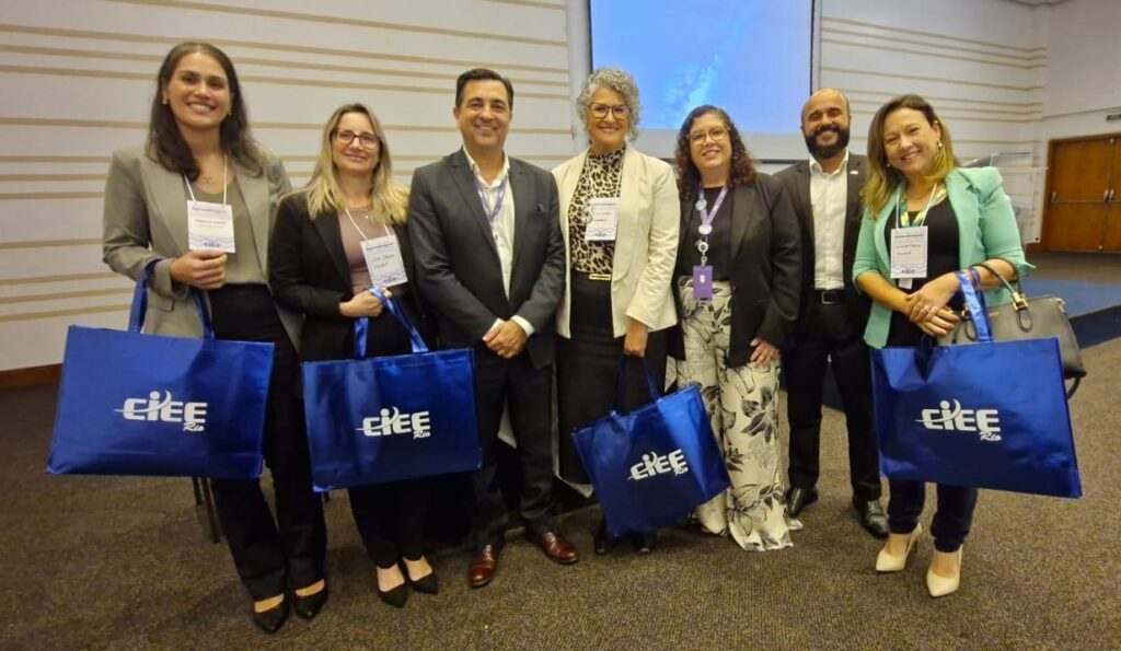 Operadora participa de evento sobre aprendizagem profissional