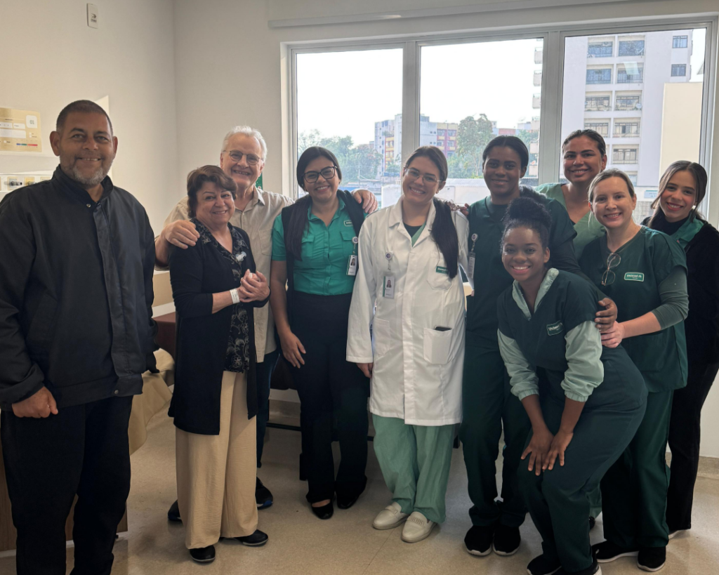 Café da manhã marca confraternização especial para pacientes no Dia dos Pais