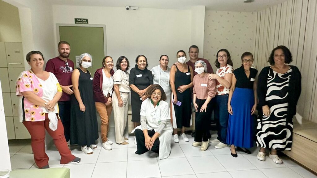 Avós são homenageados na UTI pediátrica do hospital