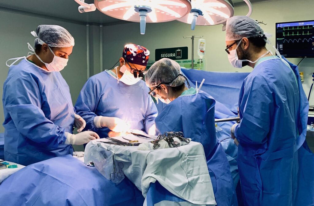 Primeiro transplante renal pareado no Estado é realizado em hospital