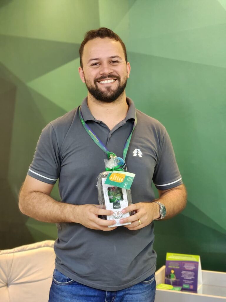 Singular celebra o Dia dos Pais com carinho e reconhecimento