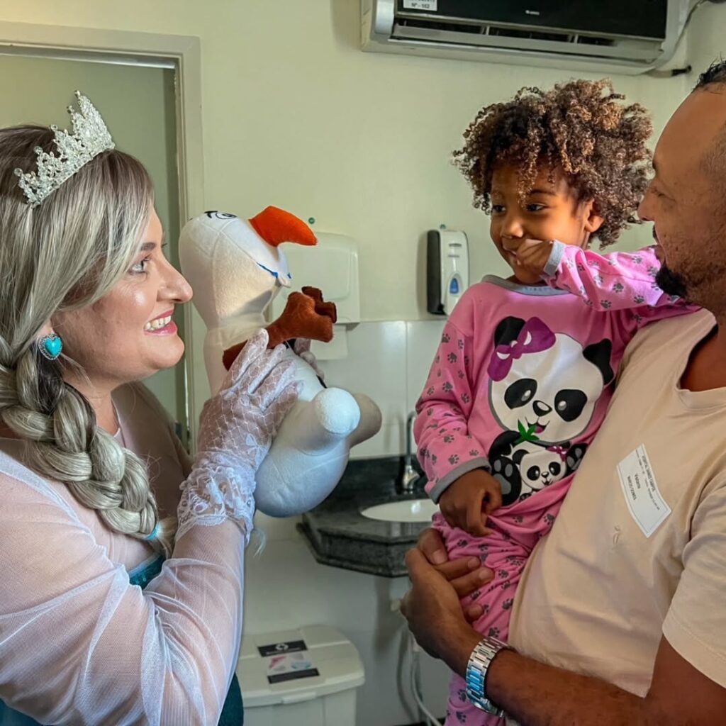 Semana da Criança promove alegria entre pacientes