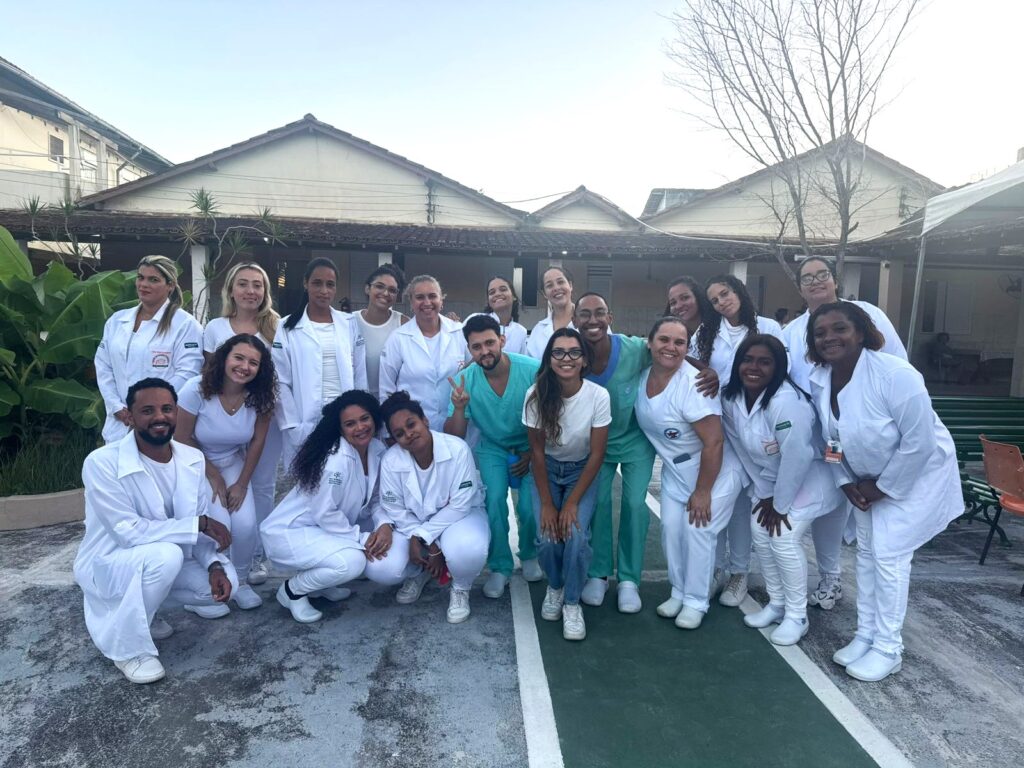 Alunos do CEP promovem ação em saúde na Casa do Idoso de Macaé