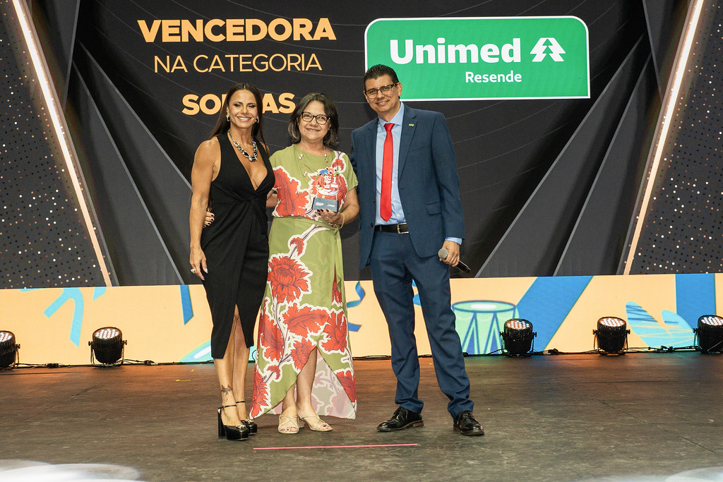 Operadora conquista Prêmio 10+Coop