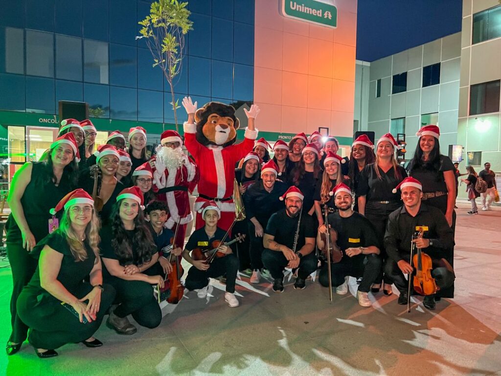 Cantata de Natal emociona colaboradores e pacientes