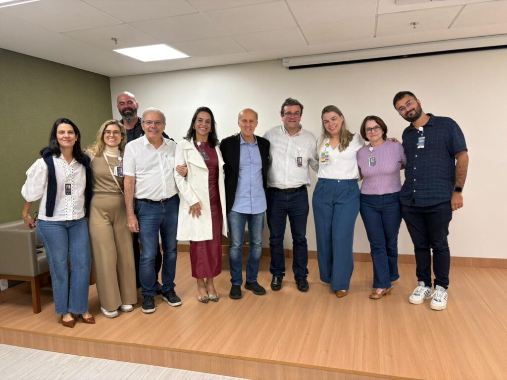 Especialistas discutem sobre transplante renal em sessão clínica