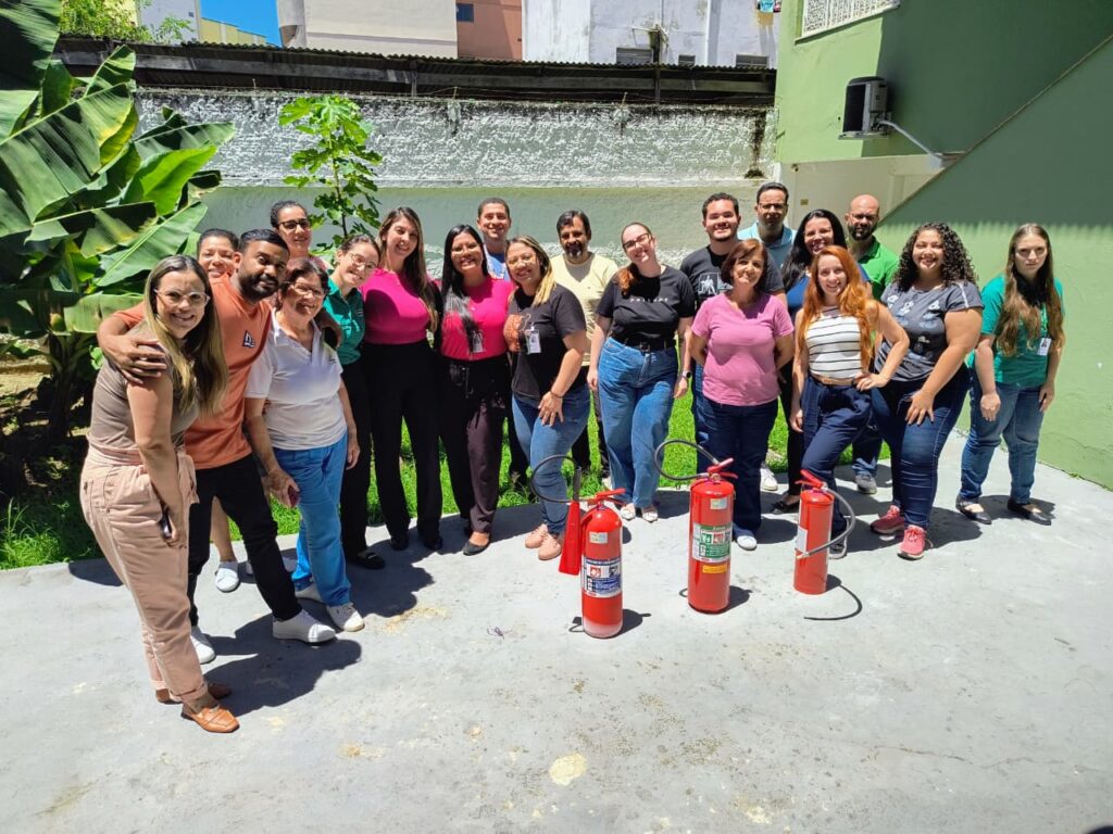 Treinamento de combate a incêndio unifica equipes da operadora e hospital
