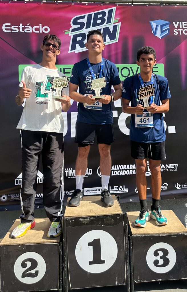 Colaboradores conquistam pódios em corridas