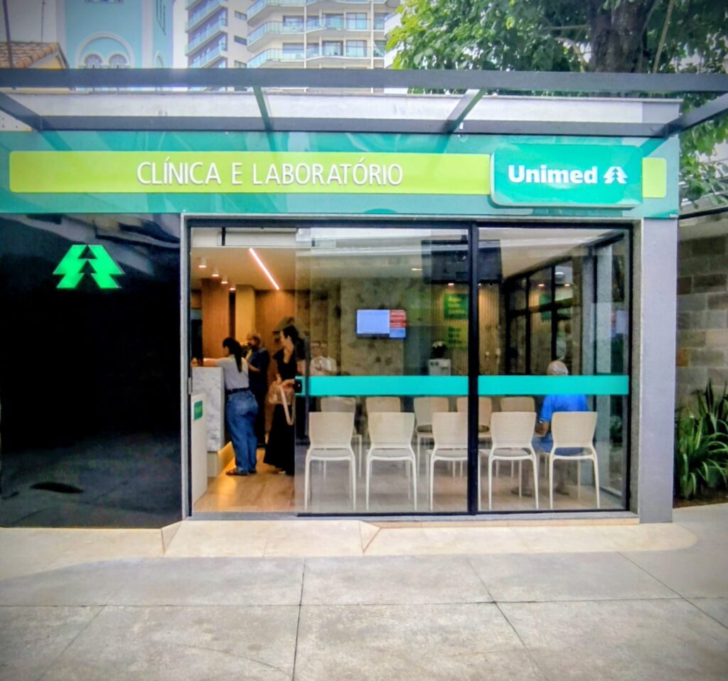 Recepção de laboratório passa por ampliação e ganha mais eficiência