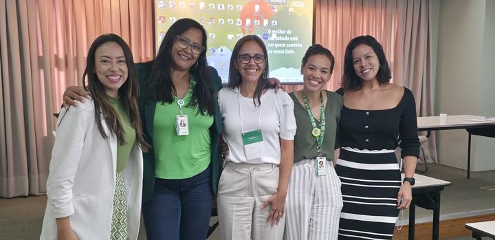Equipe participa do UniRH e fortalece integração entre Singulares
