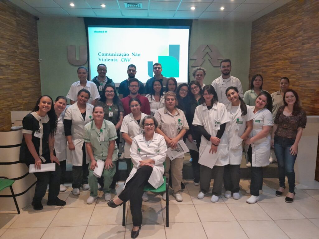 Hospital fortalece cultura de diálogo e humanização no atendimento