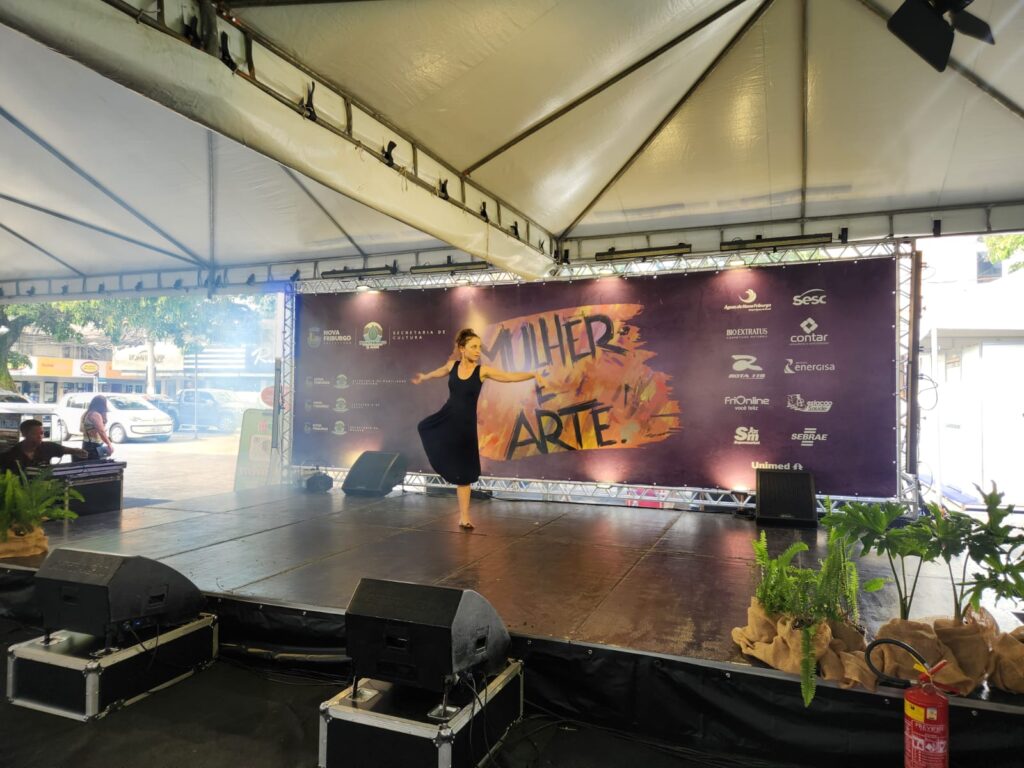 Evento celebra protagonismo feminino com apoio de cooperativa