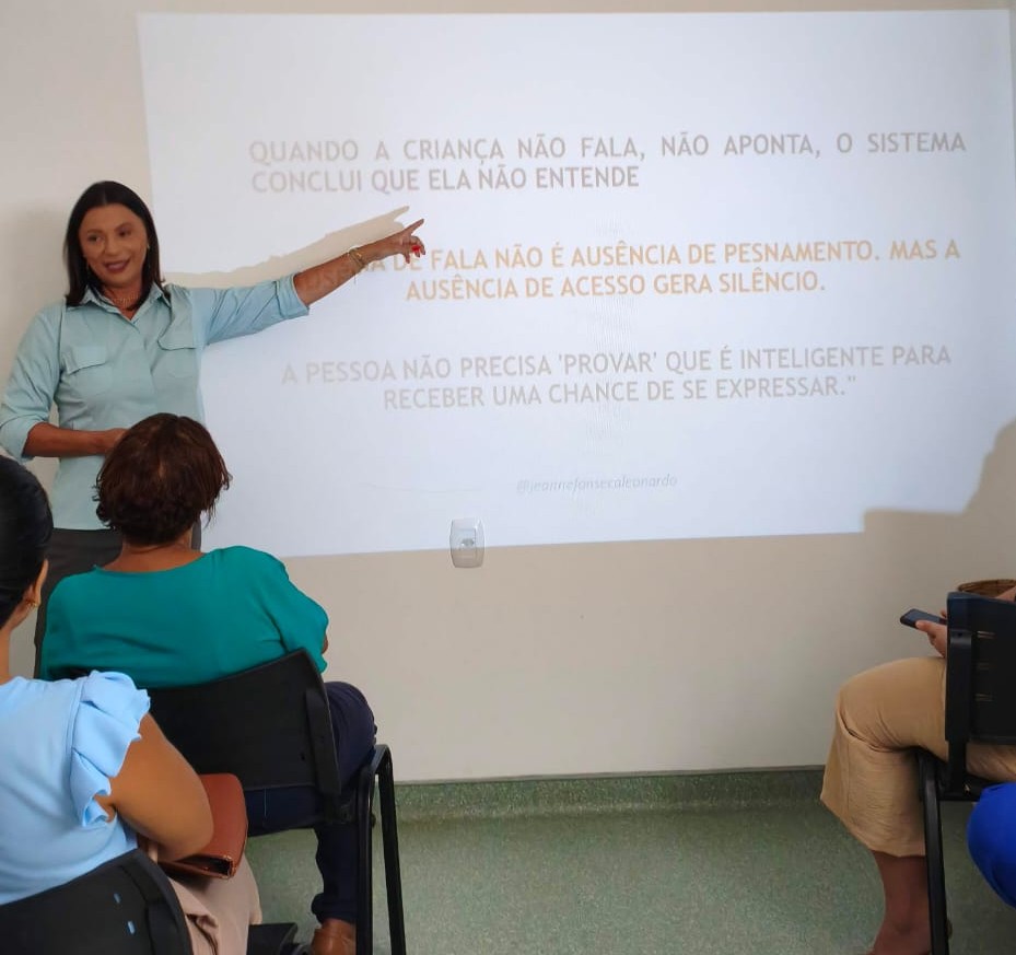 Rodas de conversas sobre TEA acontecem em coperativa