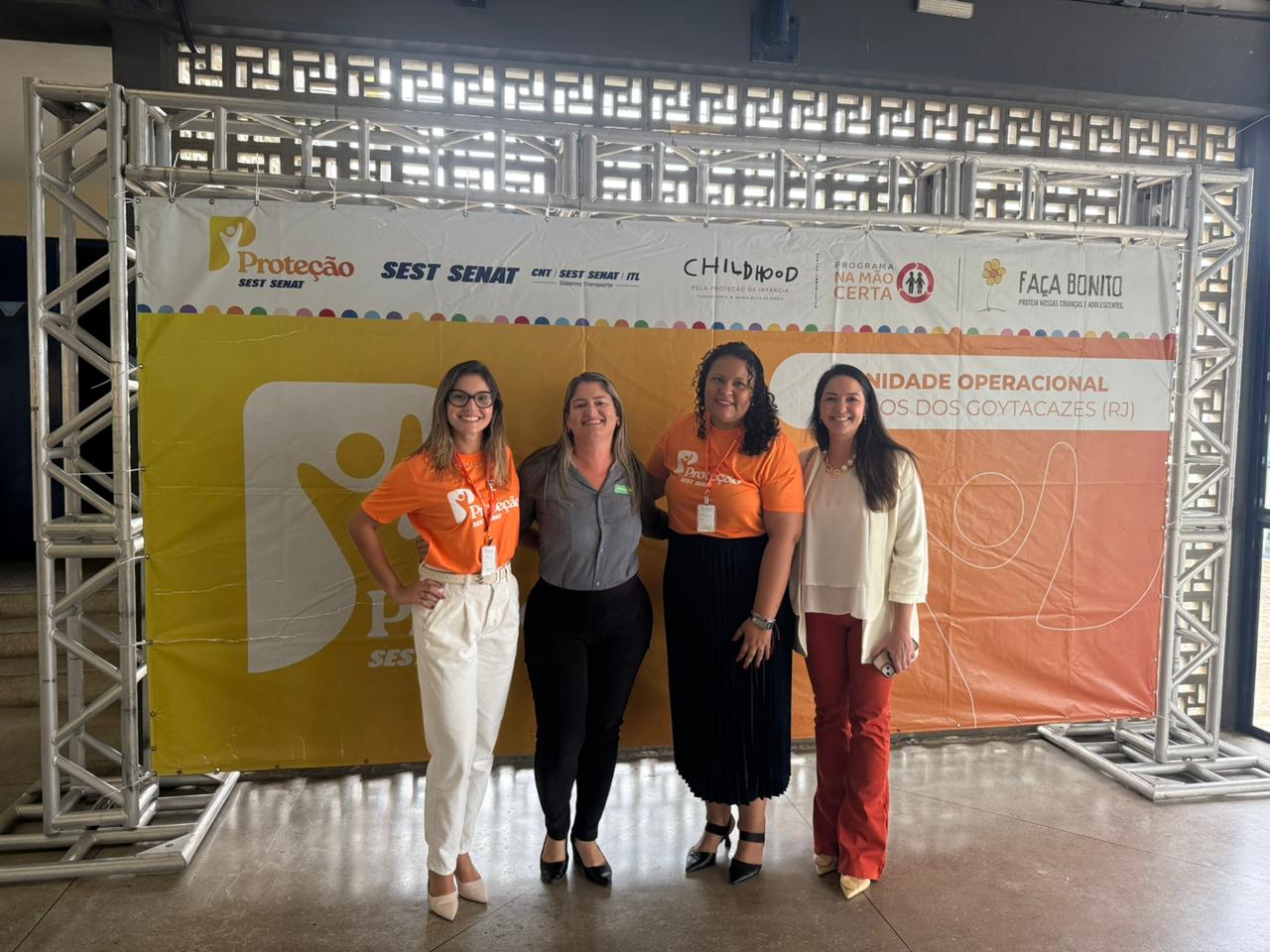 Cooperativa participa de workshop sobre proteção de crianças e adolescentes promovido pelo SEST SENAT