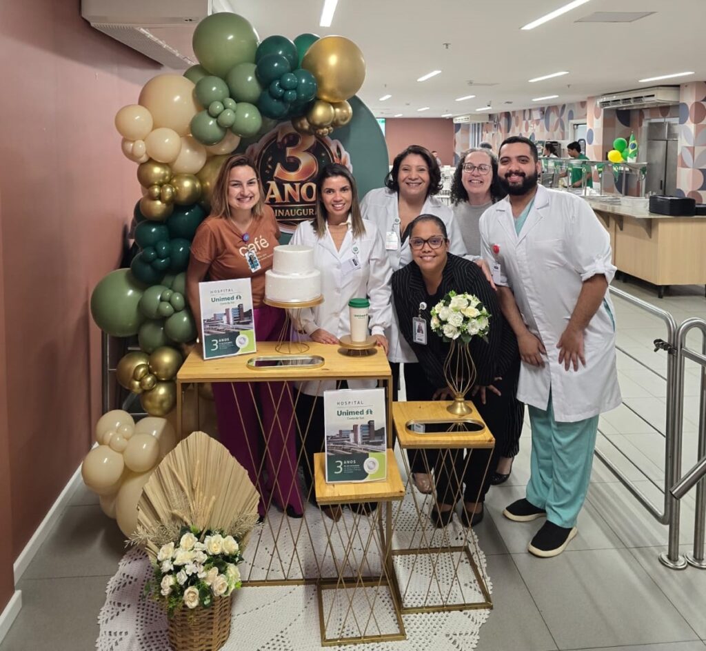 Hospital celebra aniversário de três anos com momento de confraternização entre colaboradores