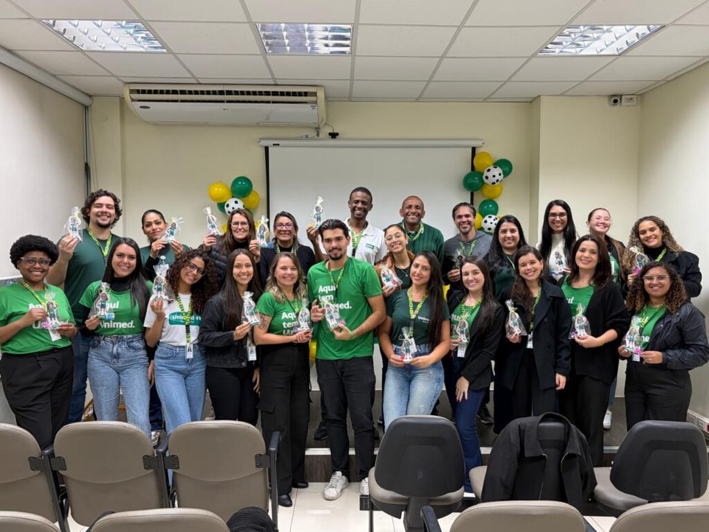 Operadora promove anuênio em clima de futebol