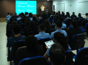 Programa Viver Bem participa de SIPAT de empresa parceira